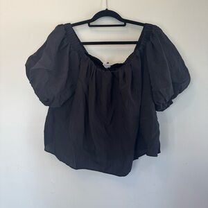 H&M Puff-sleeved‎ off-the-shoulder blouse
